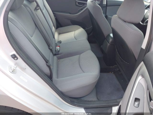 KMHDH4AE8EU172798 Hyundai ELANTRA SE