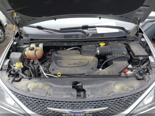 2C4RC1BG9LR275908 Chrysler Pacifica Touring L