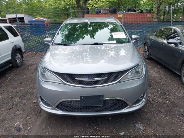 2C4RC1BG9LR275908 Chrysler Pacifica Touring L