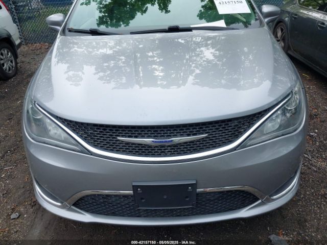 2C4RC1BG9LR275908 Chrysler Pacifica Touring L