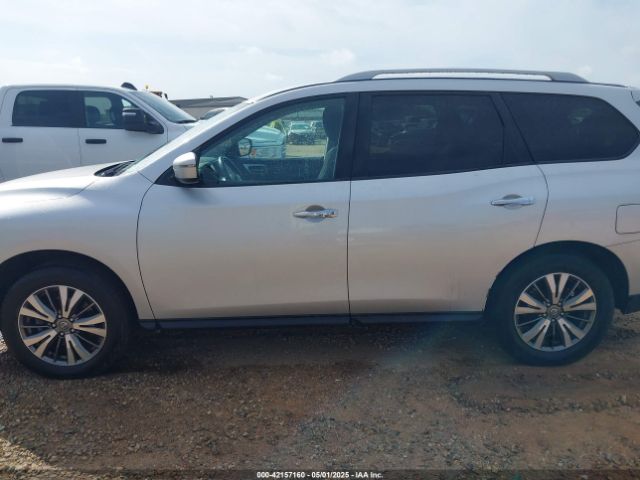 5N1DR2MN3KC612716 Nissan Pathfinder Sv