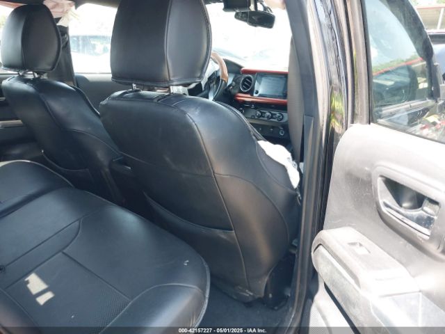 5TFAZ5CNXHX048879 Toyota Tacoma Trd Sport