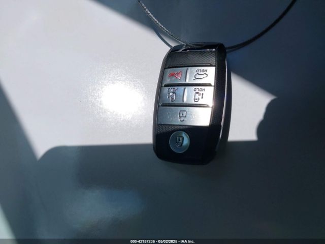 2018 KIA SEDONA KNDME5C10J6349386 Photo 10