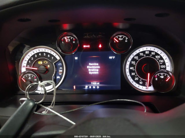 1C6RR7MT8HS837693 RAM 1500
