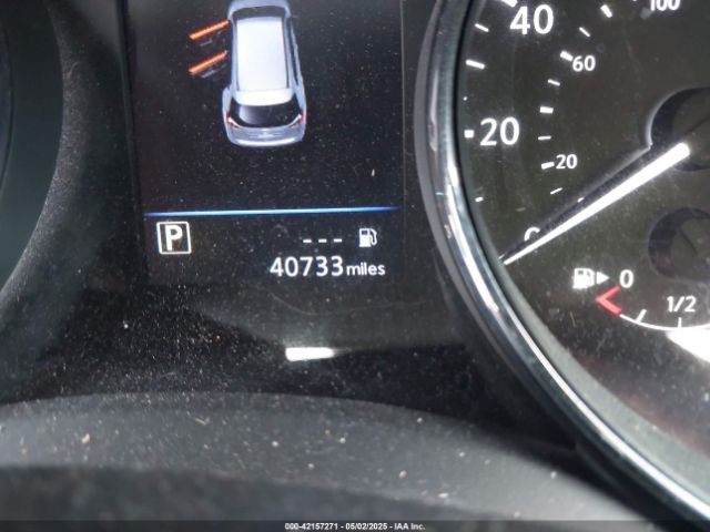 5N1AT2MT8JC743979 Nissan ROGUE SV