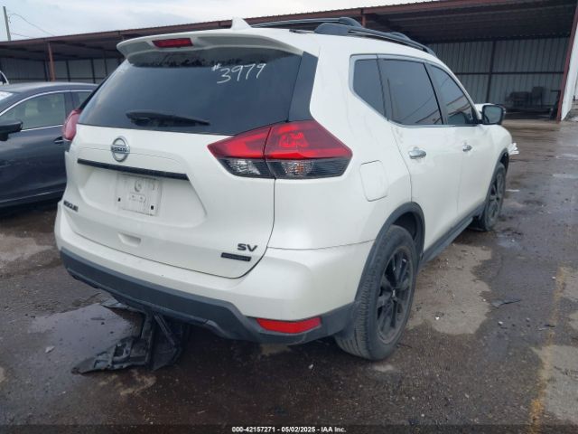 5N1AT2MT8JC743979 Nissan ROGUE SV
