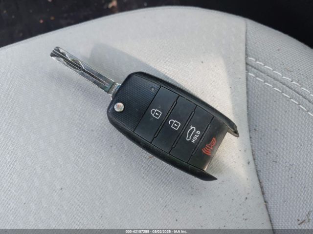 5XXGM4A77FG511699 KIA Optima Lx