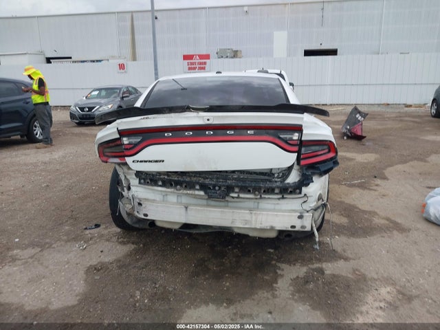 Dodge Charger 2018 2C3CDXBG7JH135661 Image 16