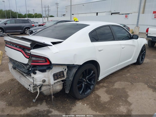 Dodge Charger 2018 2C3CDXBG7JH135661 Image 4