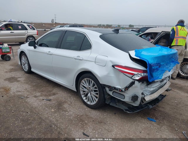 4T1B11HK0KU841129 Toyota CAMRY XLE