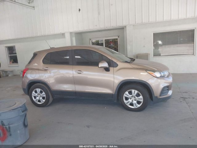 3GNCJKSB7JL340536 Chevrolet TRAX LS