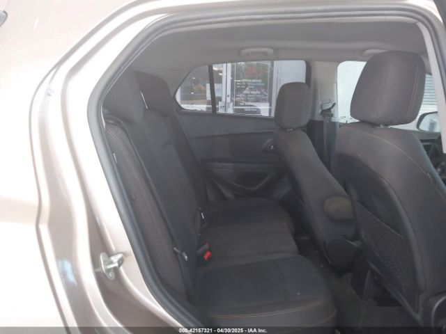 3GNCJKSB7JL340536 Chevrolet TRAX LS