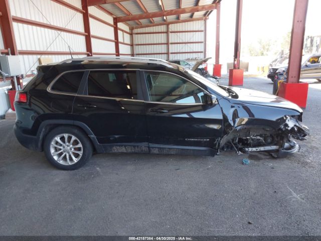 1C4PJLCB1KD444428 Jeep Cherokee Latitude Fwd
