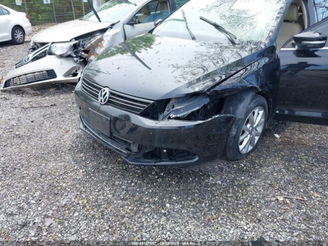 3VWD07AJ5EM444719 Volkswagen Jetta 1.8t Se