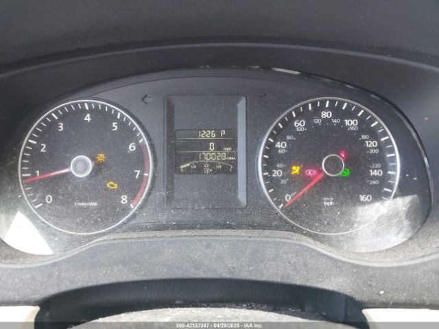 3VWD07AJ5EM444719 Volkswagen Jetta 1.8t Se
