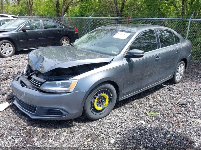 3VWD07AJ4EM323275 Volkswagen Jetta 1.8t Se