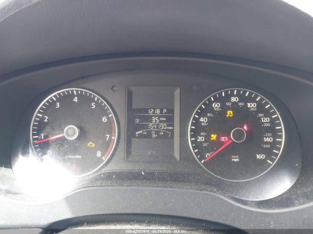 3VWD07AJ4EM323275 Volkswagen Jetta 1.8t Se
