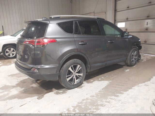 2T3RFREV8GW447051 Toyota Rav4 Xle