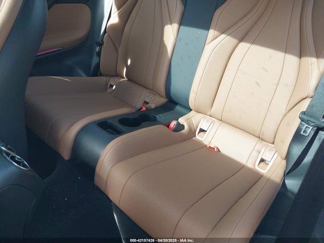 W1KMJ4HB6SF059099 Mercedes-Benz Cle 300 4matic