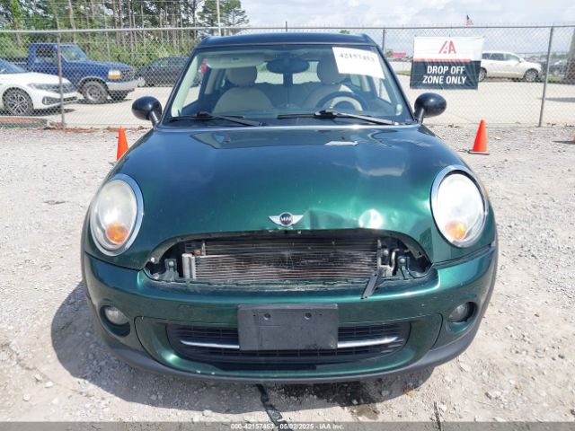 2011 MINI COOPER CLUBMAN WMWZF3C58BTY00588 Photo 5