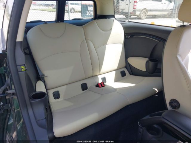 2011 MINI COOPER CLUBMAN WMWZF3C58BTY00588 Photo 7