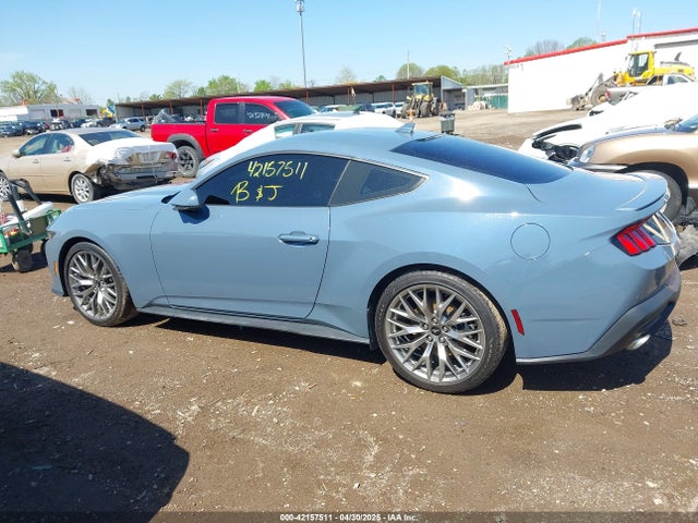 Ford Mustang Ecoboost Premium Fastback 2024 1FA6P8TH8R5140468 Image 15