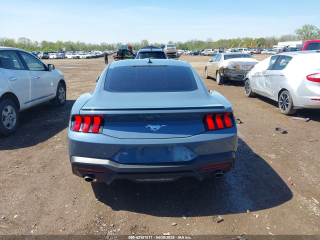 Ford Mustang Ecoboost Premium Fastback 2024 1FA6P8TH8R5140468 Image 17