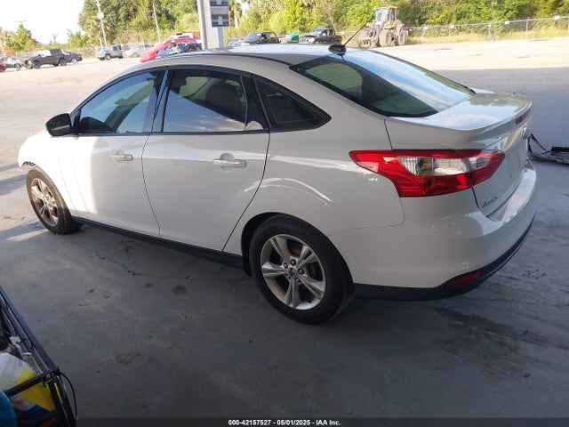 1FADP3F26EL387639 Ford FOCUS SE