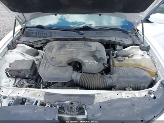 2C3CDXHG1HH562061 Dodge Charger Sxt Rwd