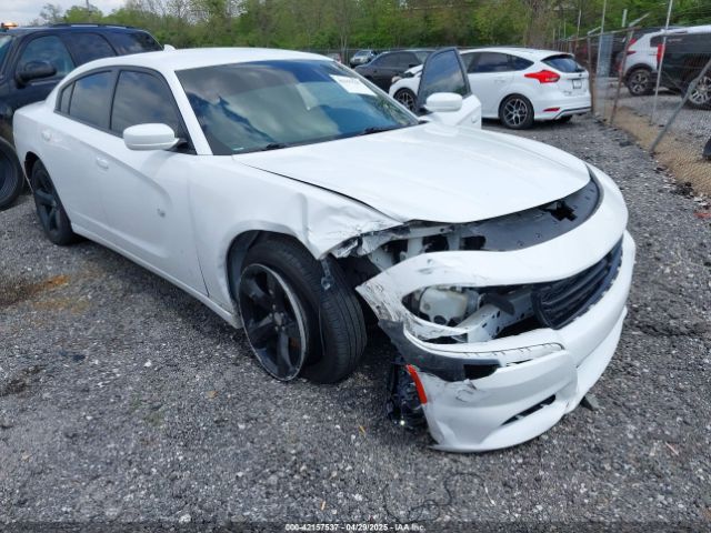 2C3CDXHG1HH562061 Dodge Charger Sxt Rwd