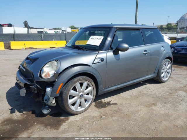 2007 MINI COOPER S WMWMF73597TL86892 Photo 1