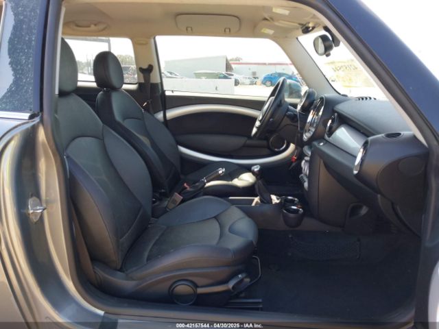 2007 MINI COOPER S WMWMF73597TL86892 Photo 4