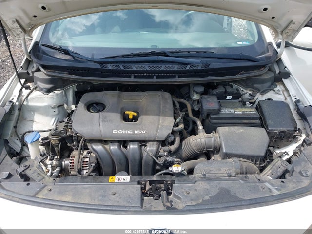 3KPFK4A75JE206382 KIA FORTE LX