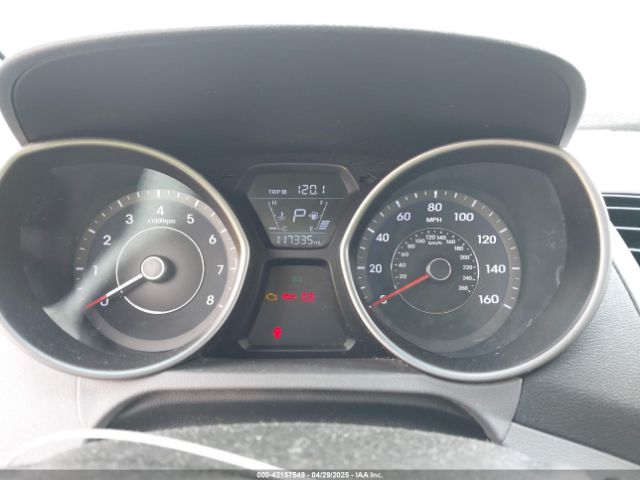 5NPDH4AE1FH637065 Hyundai ELANTRA SE