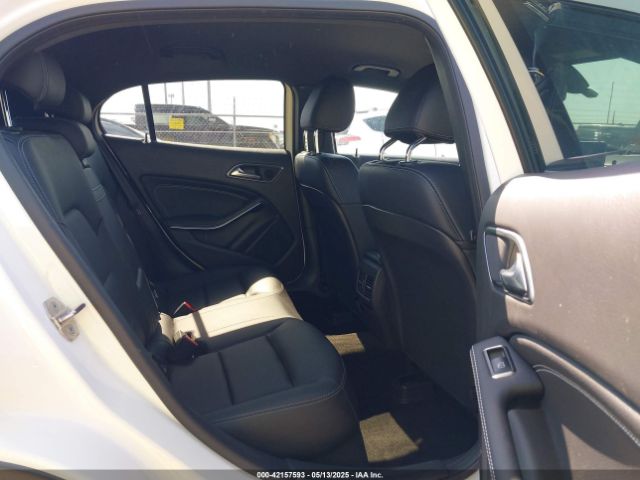 WDCTG4EB9KU013166 Mercedes-Benz GLA 250