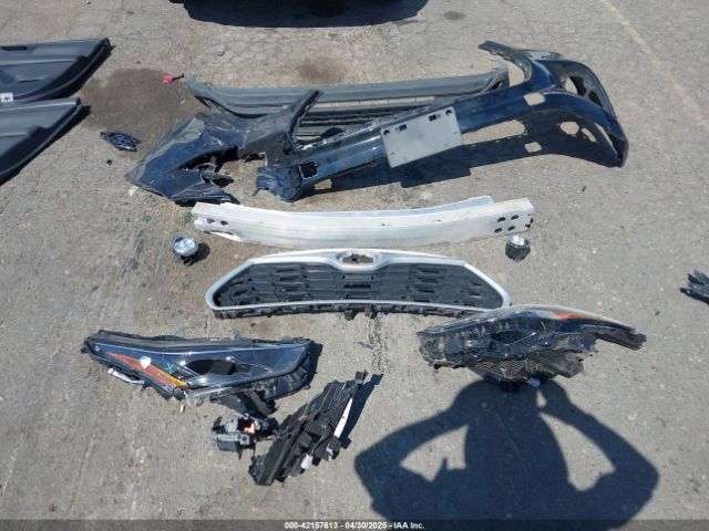 5TDGZRBH2NS231580 Toyota Highlander Xle