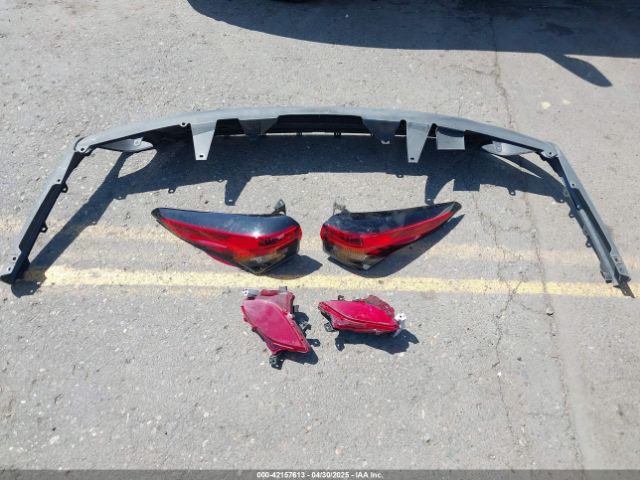 5TDGZRBH2NS231580 Toyota Highlander Xle