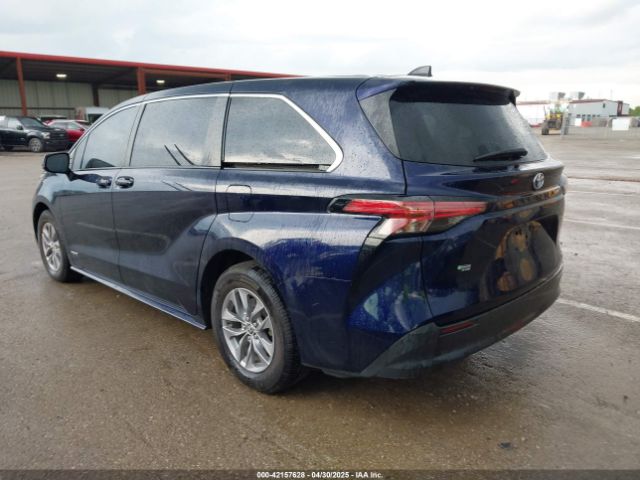 2021 TOYOTA SIENNA 5TDKRKEC8MS066277 Photo 2