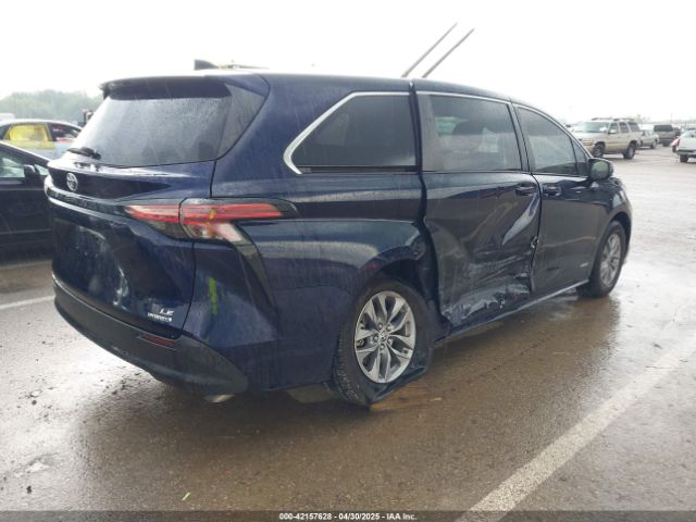 2021 TOYOTA SIENNA 5TDKRKEC8MS066277 Photo 3