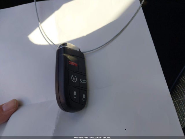 Chrysler 300 2016 2C3CCAKG5GH136428 Image 11