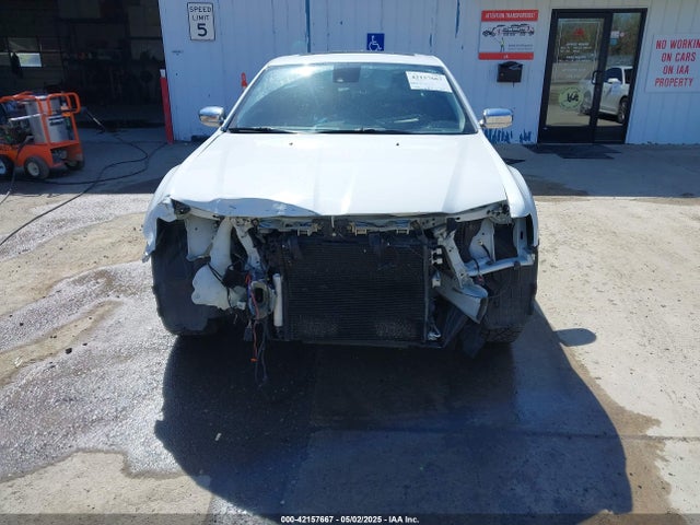 Chrysler 300 2016 2C3CCAKG5GH136428 Image 13