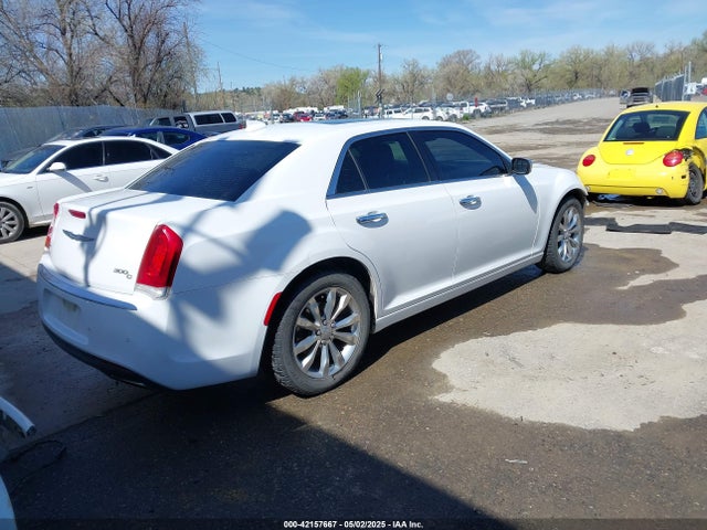 Chrysler 300 2016 2C3CCAKG5GH136428 Image 4
