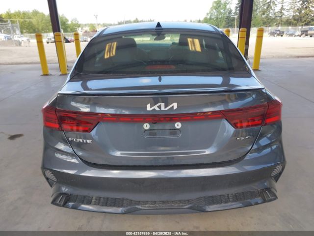 3KPF54AD7PE572821 KIA Forte Gt-line