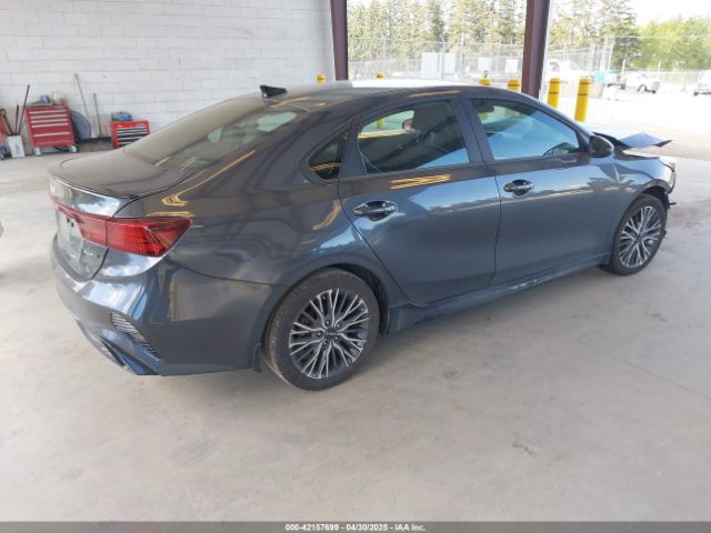 3KPF54AD7PE572821 KIA Forte Gt-line