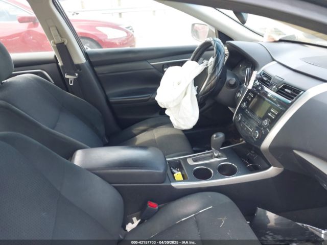 1N4AL3AP0FC581215 Nissan Altima 2.5 S