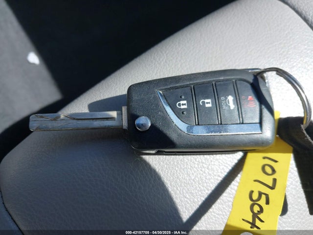 4T1B11HK1KU714938 Toyota CAMRY SE