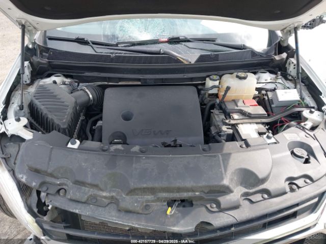 1GNEVFKW7LJ121240 Chevrolet Traverse Awd Ls