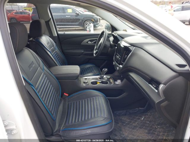 1GNEVFKW7LJ121240 Chevrolet Traverse Awd Ls