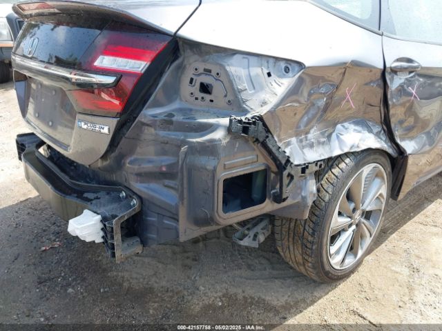 JHMZC5F12JC013732 Honda CLARITY PLUG-IN HYBRID