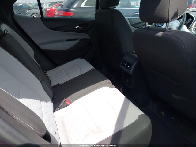 3GNAXREV2JS605213 Chevrolet EQUINOX LS